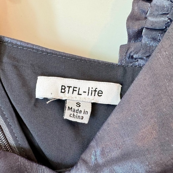 Tiered Cutout‎ Metallic Blue Dress Size S - Picture 5 of 6